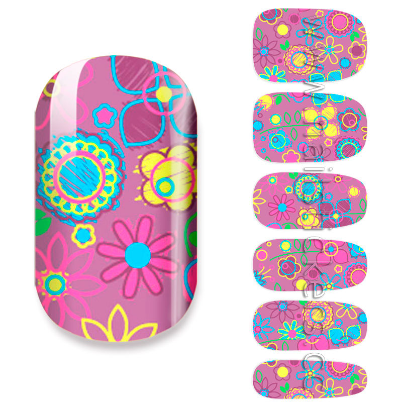 ABSTRACT FLOWER NAIL ART PHOTO FOR TEENS